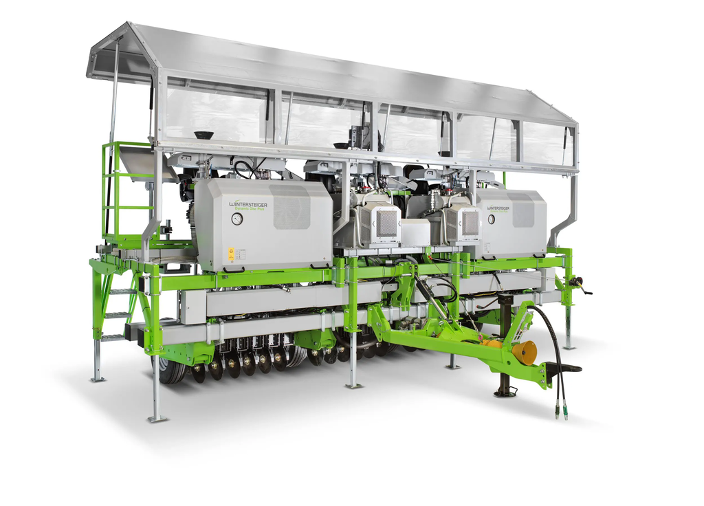 Dynamic Disc Plus 18-row precision spaced planter
